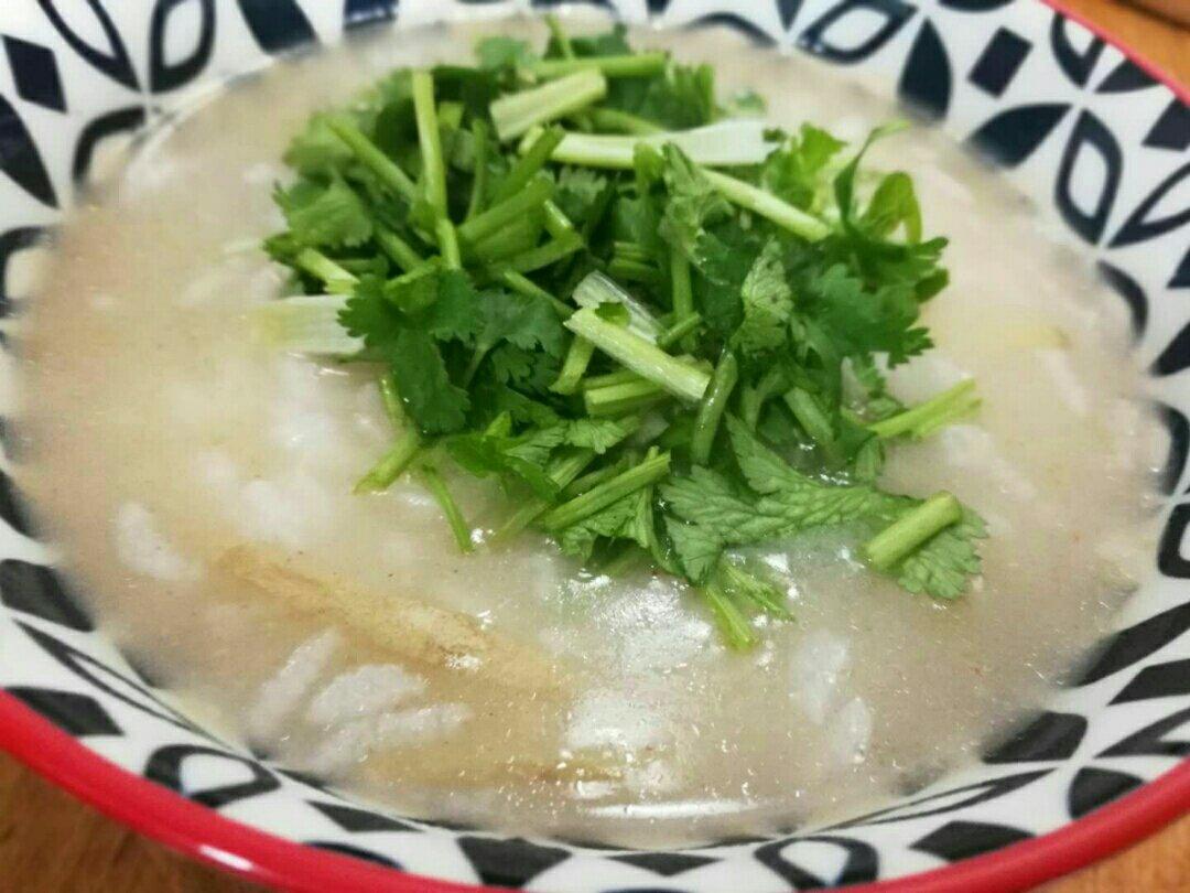 蚝干干贝虾仁粥