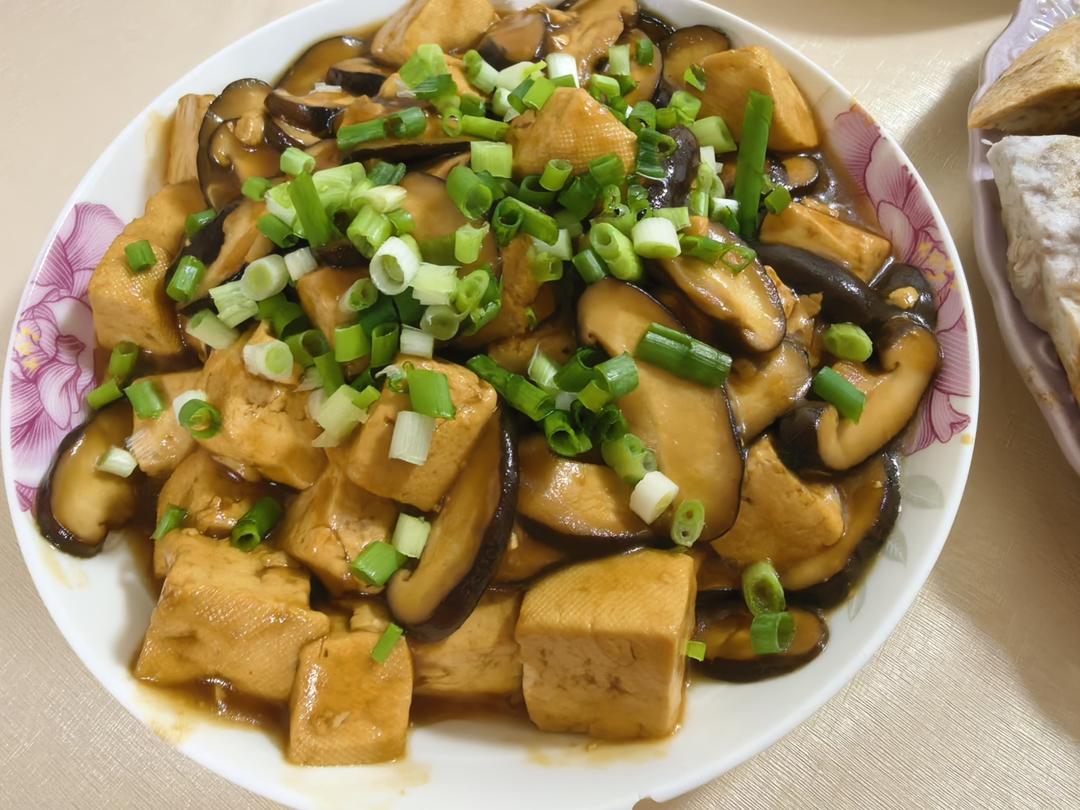 超简单还减脂 香菇烧豆腐