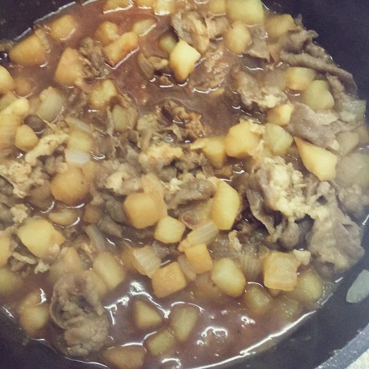 好吃到舔碗底的土豆肥牛拌饭