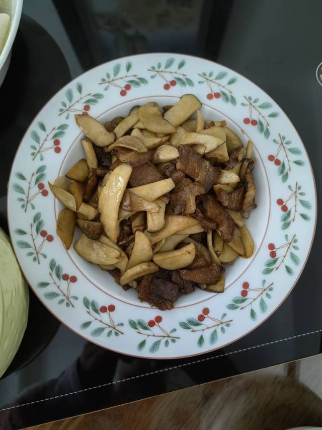杏鲍菇炒肉