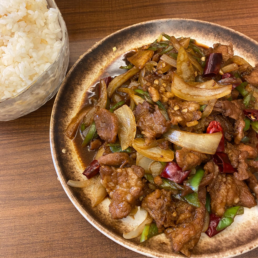 【小高姐】青椒牛肉 如何炒出嫩滑的牛肉