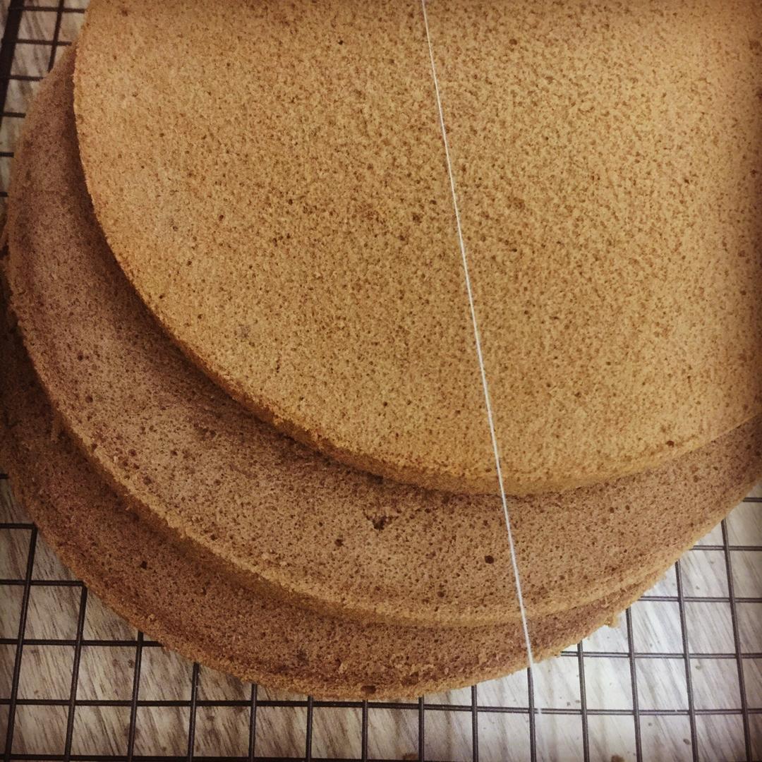 戚风蛋糕完美脱模+切片