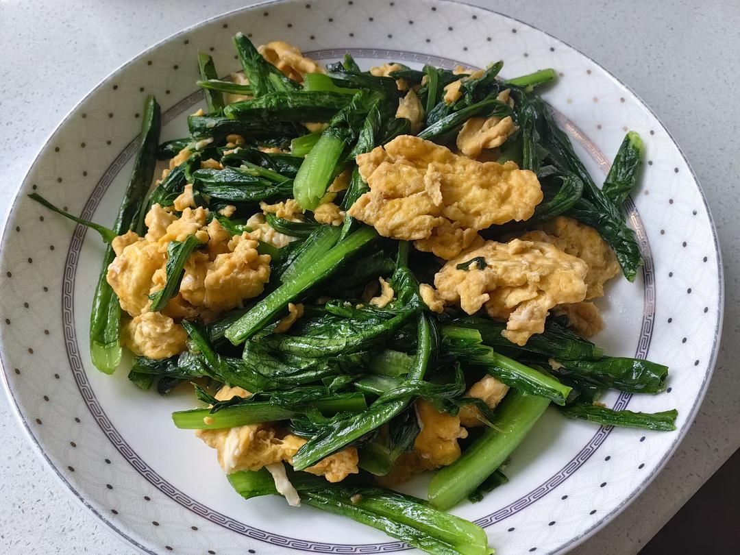 蚝油鸡蛋炒油麦菜