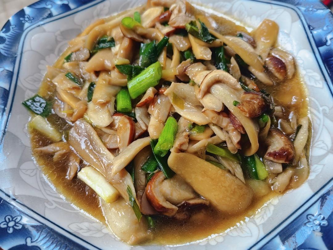 上桌秒光的葱油姬松茸