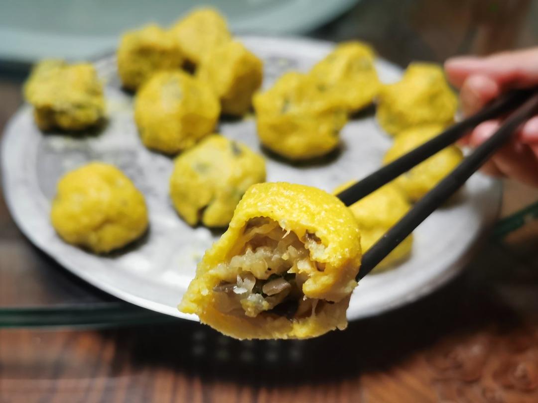 薄皮大馅-玉米面菜团子
小白菜馅 & 白萝卜馅