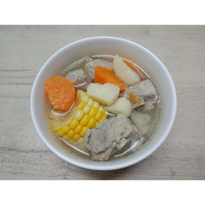 玉米红萝卜马蹄龙骨汤