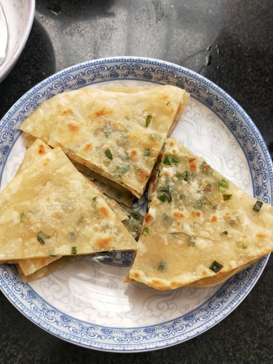 葱油饼（饺子皮版）