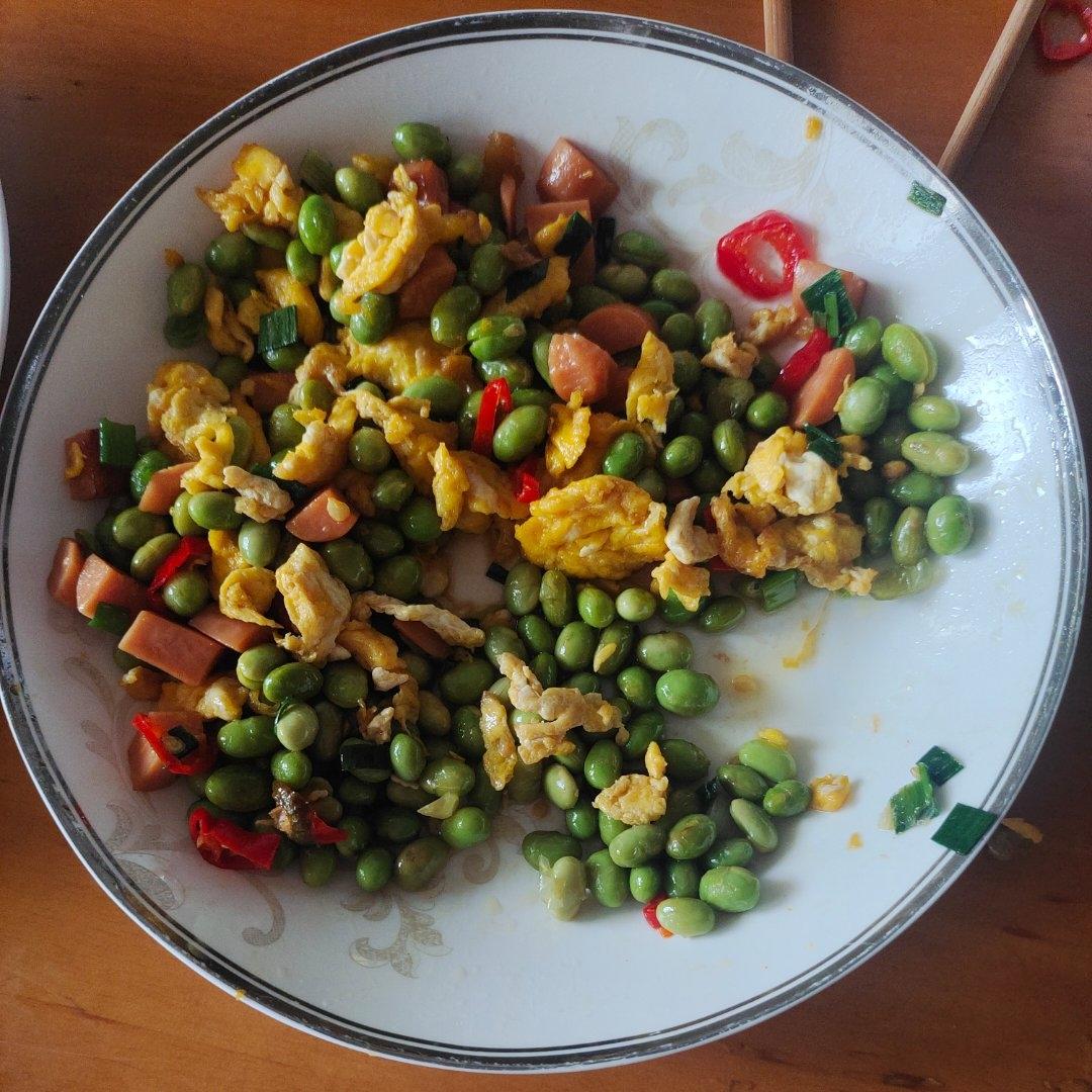 家常小炒—毛豆炒鸡蛋