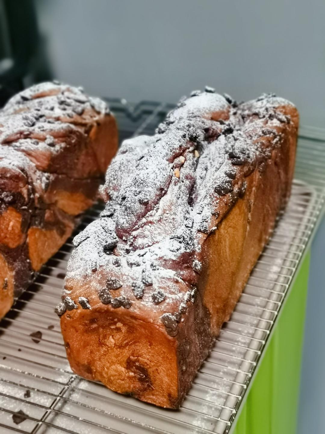 雪山巧克力吐司（巧克力奥利奥吐司面包）