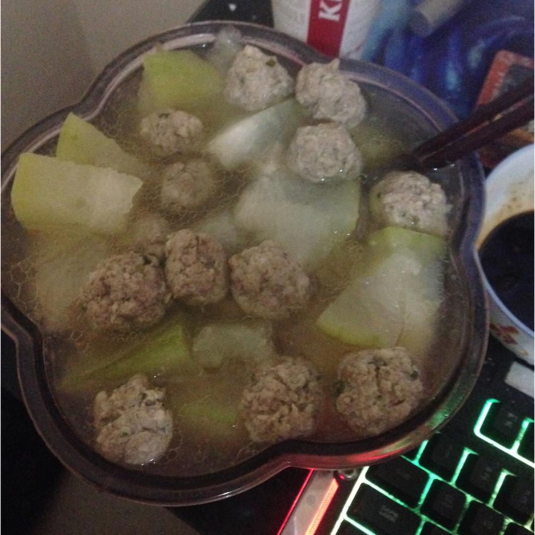 简单好吃的冬瓜丸子汤