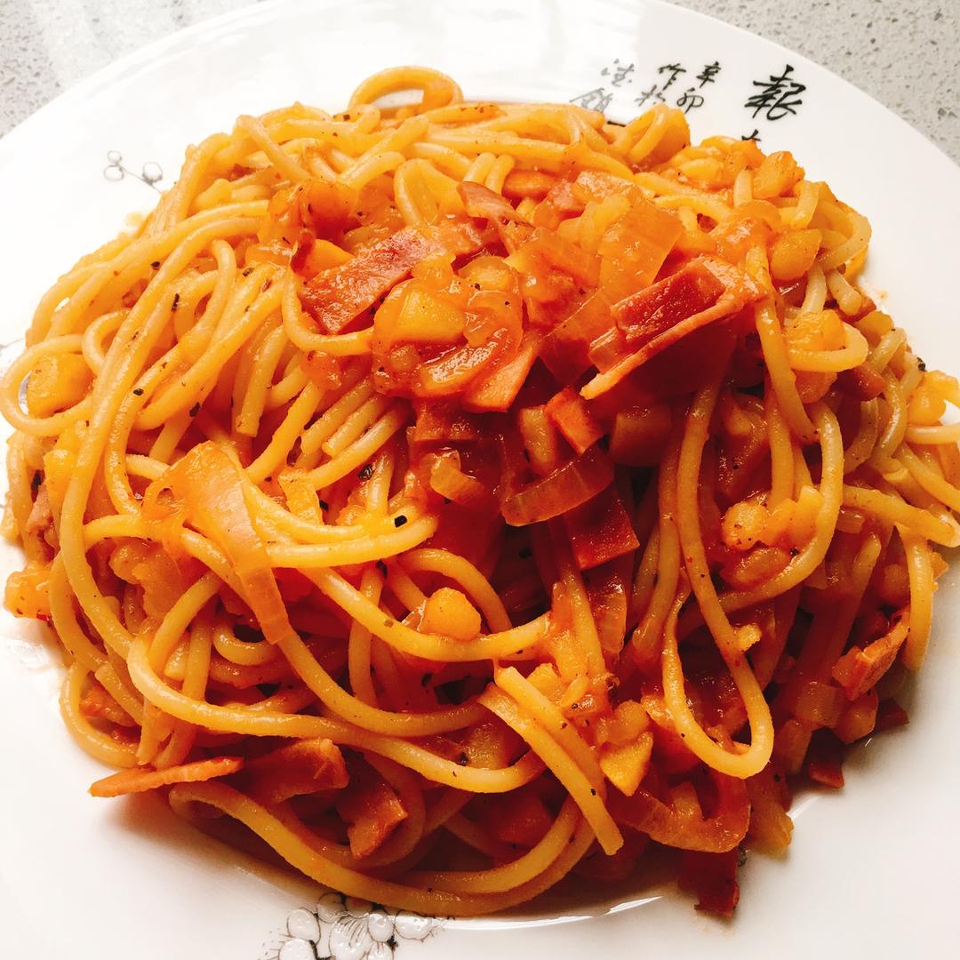 培根番茄意大利面