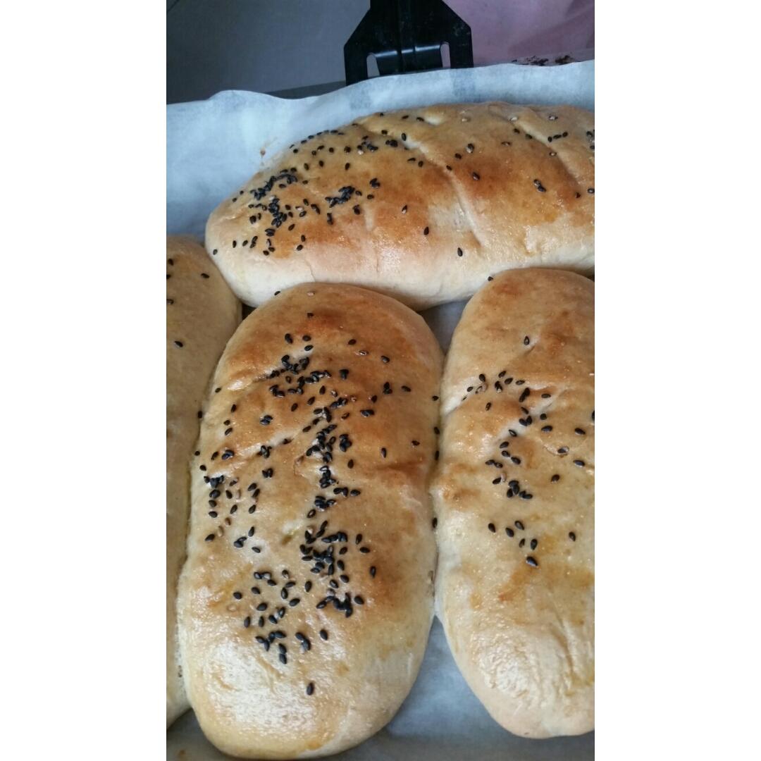 全麦葡萄干面包