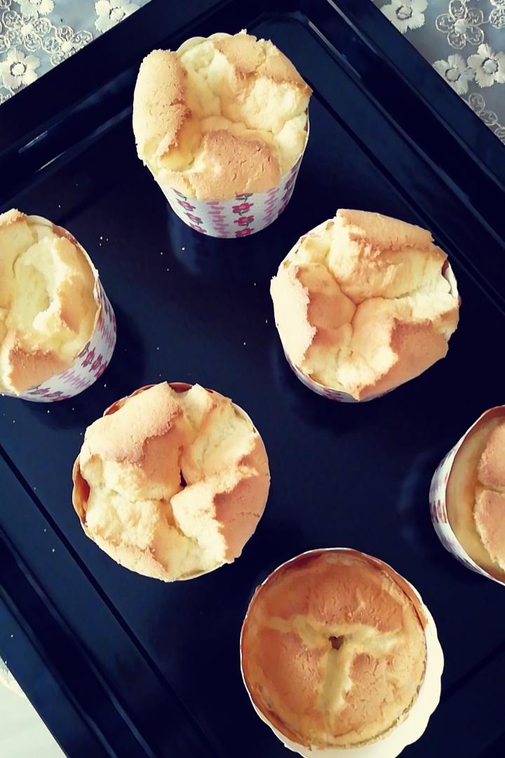 棉花纸杯蛋糕