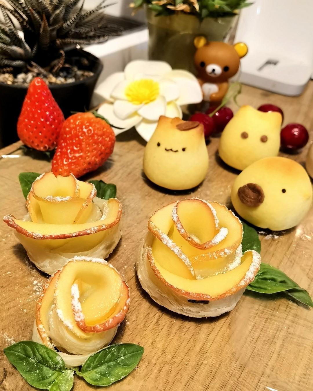 手抓饼新吃法🔥颜值爆表🌹酥皮玫瑰花苹果派