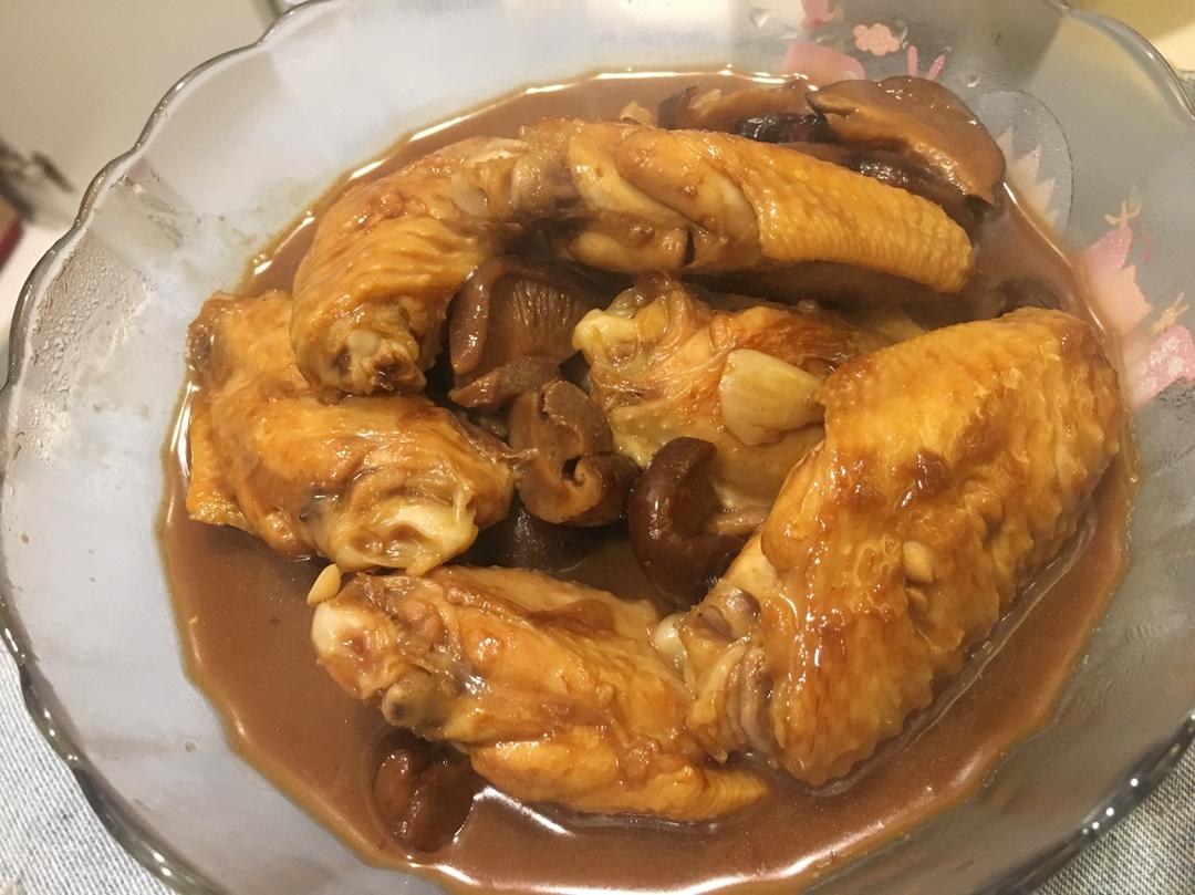 香菇炖鸡翅