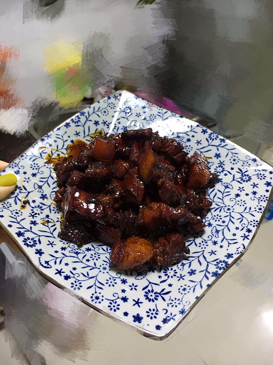 吃着碗里望着锅里的红烧肉