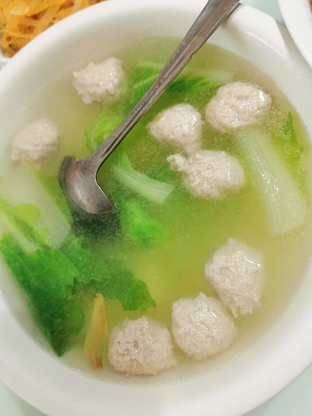 家传浓汤西红柿🍅猪肉丸子汤