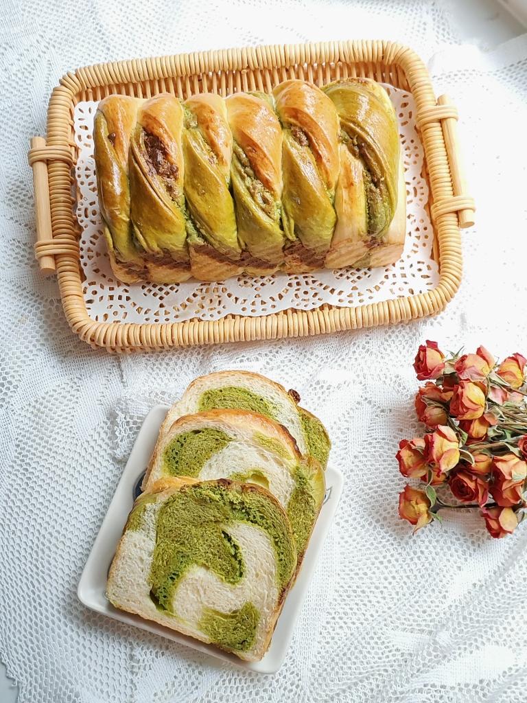 双色斑斓吐司