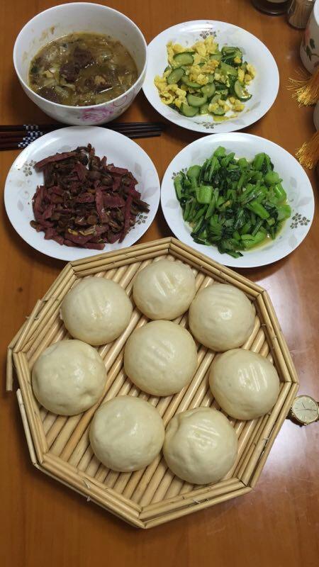 节日后的简单饭菜的做法