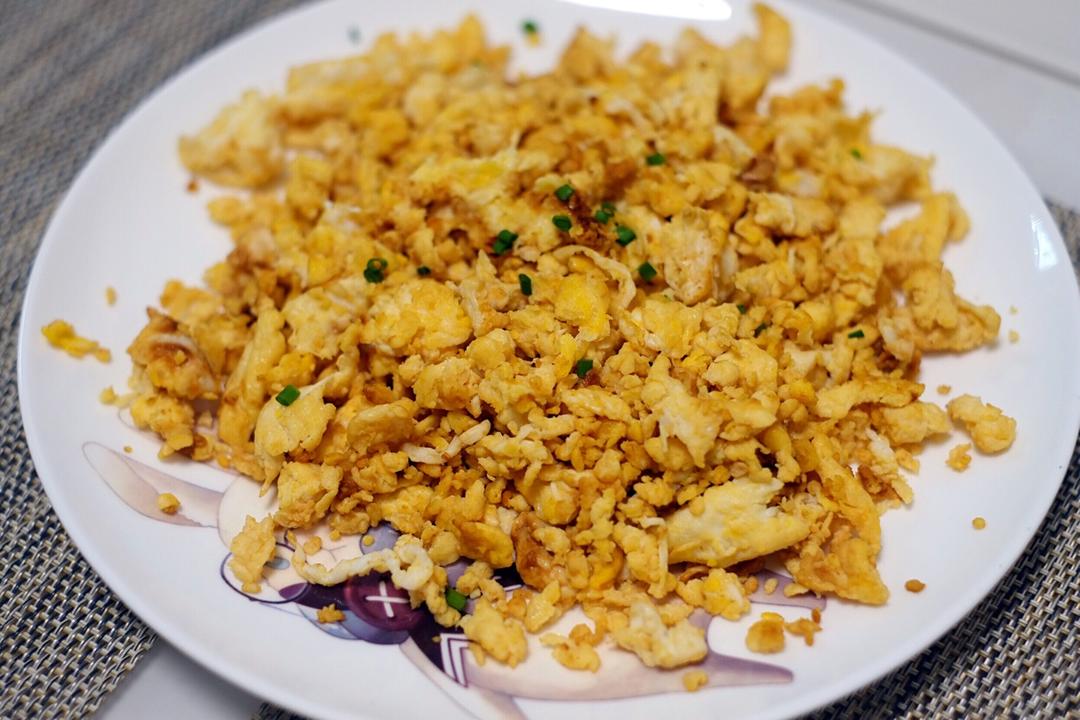 赛螃蟹/蟹黄蛋 (鸭蛋消耗好办法)