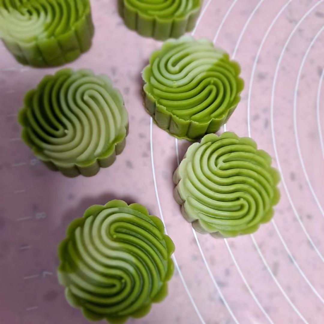 桃山皮—蛋黄莲蓉月饼