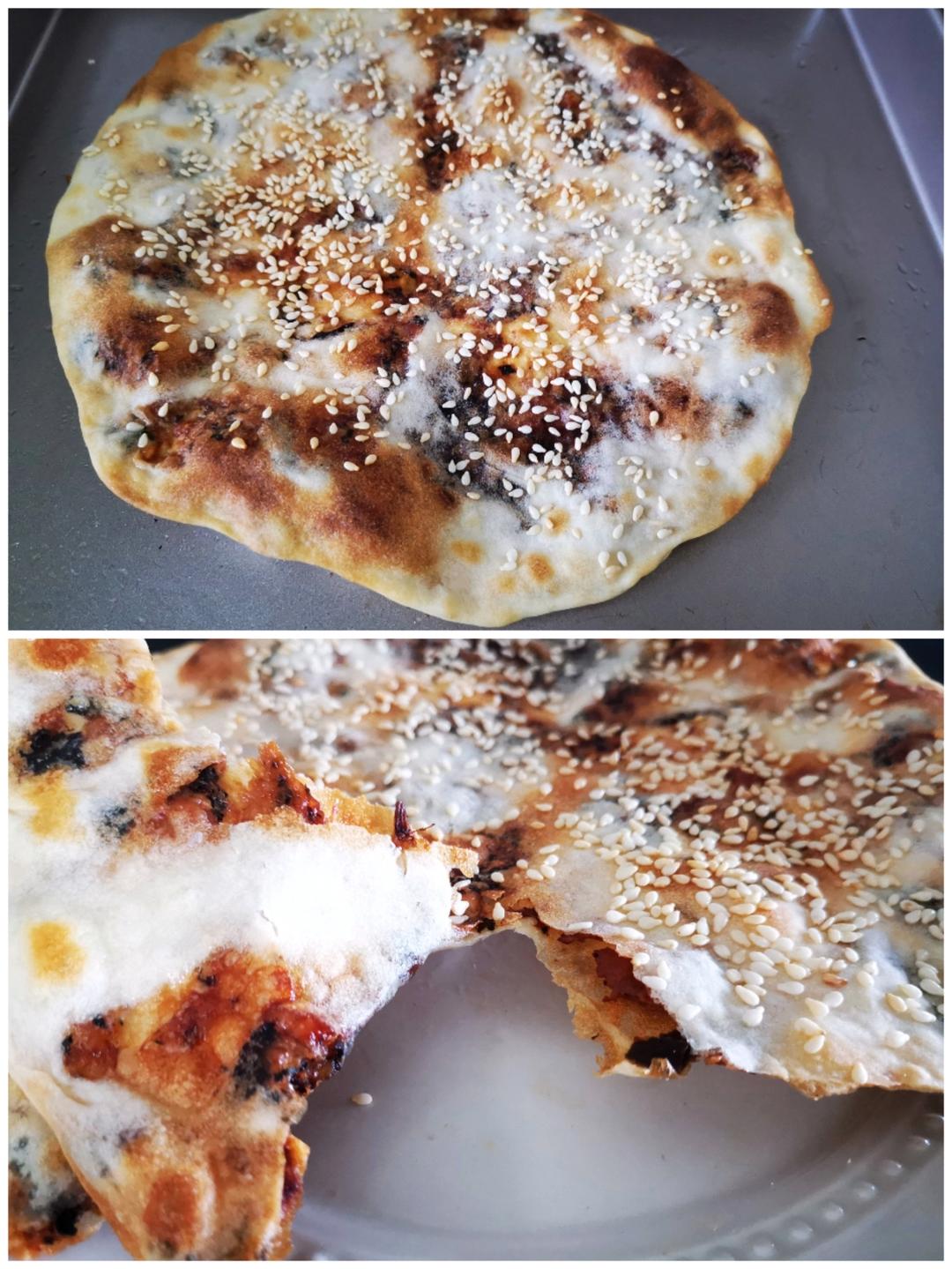 简单易做步骤详细一次就成功的梅干菜肉饼，复刻土家菜馆的软韧版和自创香脆版。