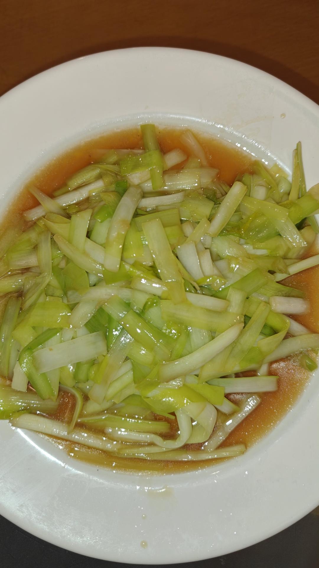 整个简单的韭黄炒蛋（手把手教学）