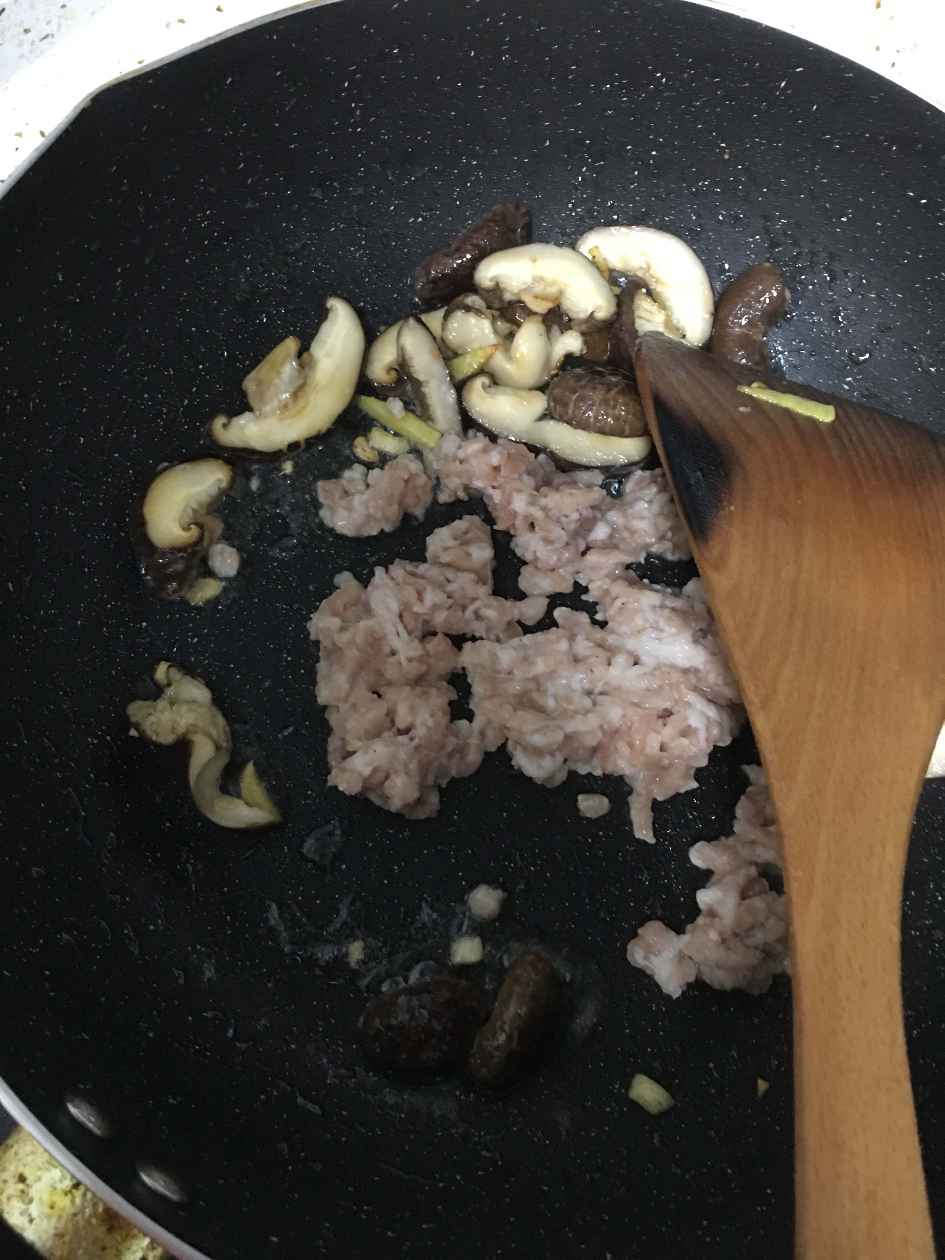 砂锅肉末粉丝煲的做法 步骤4