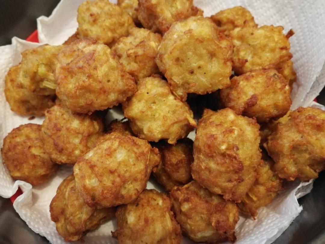 荔枝荔枝荔做的炸萝卜丸子