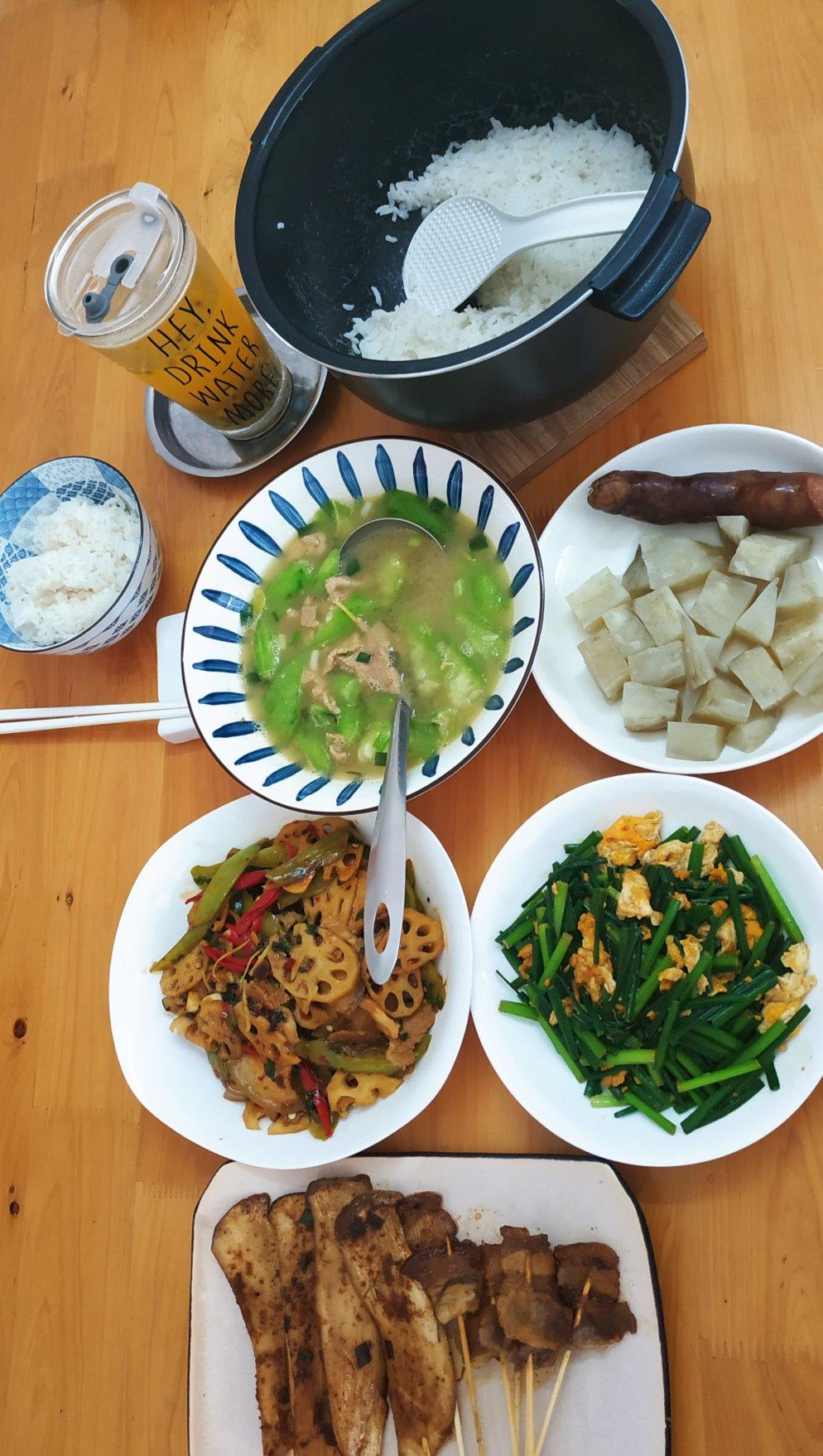 弯弯雨虹做的粗茶淡饭