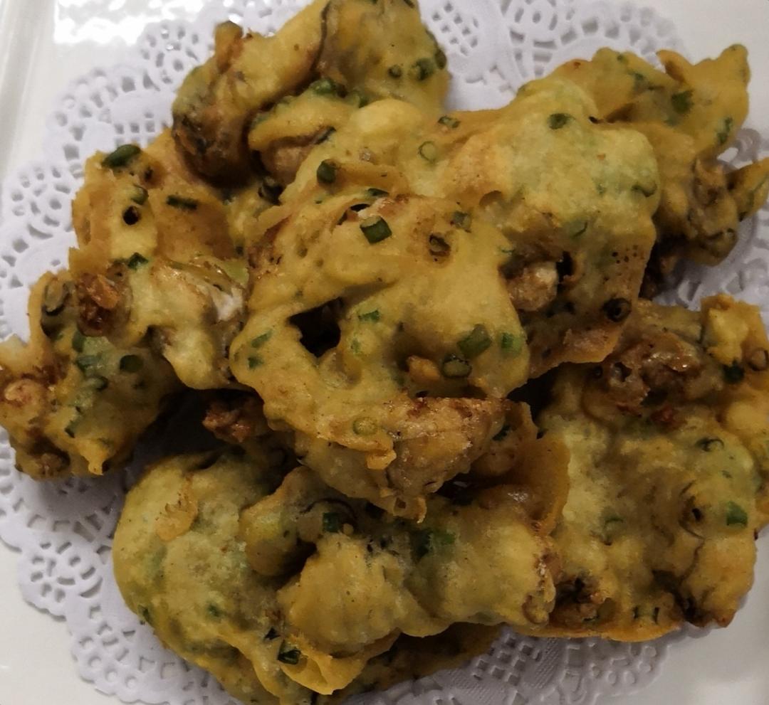 第一种做法清蒸生蚝 食材准备生蚝蒜末姜片酱油清蒸生蚝的做法第一步