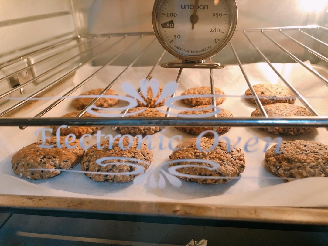 黑芝麻燕麦高纤饼干（无添加，另含植物油减脂配方）