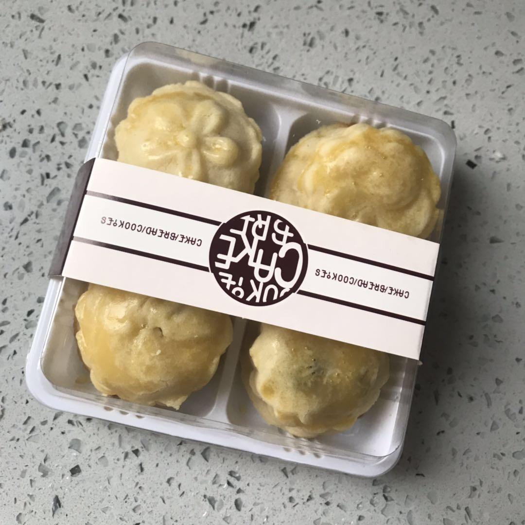 曲奇椰蓉蔓越莓月饼，外酥内软好调戏，比广式月饼好吃N+1倍