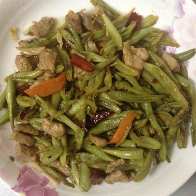 豆角炒肉丝