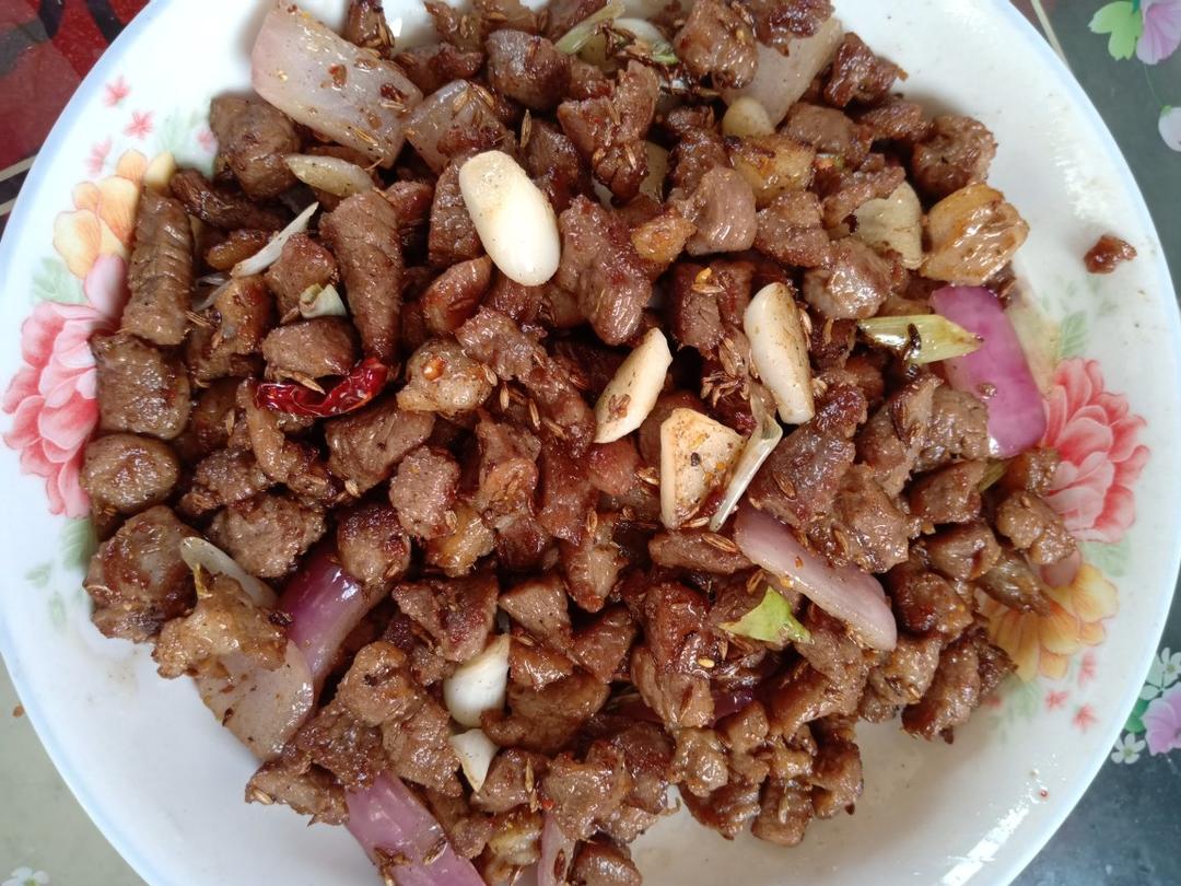 【孜然羊肉粒图片】璐璐旭旭_下厨房