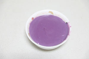 紫薯莲花卷配方的做法 步骤2
