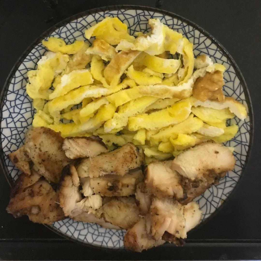 酷炫屌炸天好吃的煎鸡胸肉（香蒜蜂蜜煎鸡胸肉）