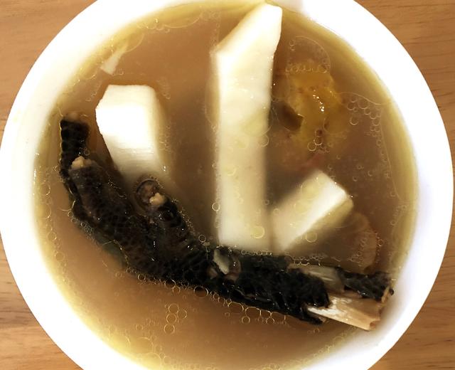 暖冬滋润椰子鸡汤的做法
