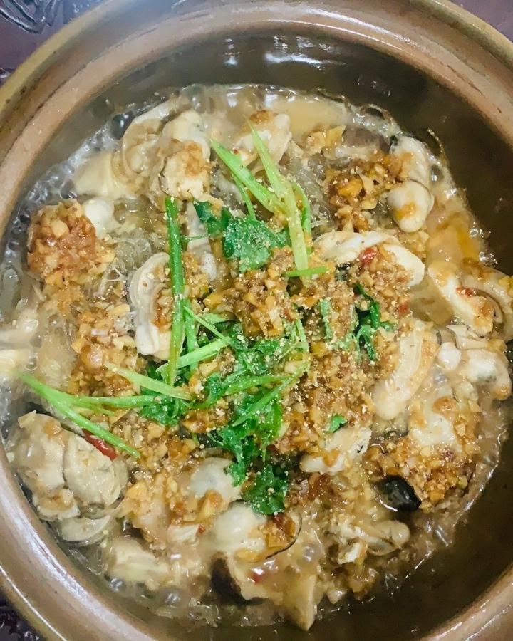 生蚝粉丝煲