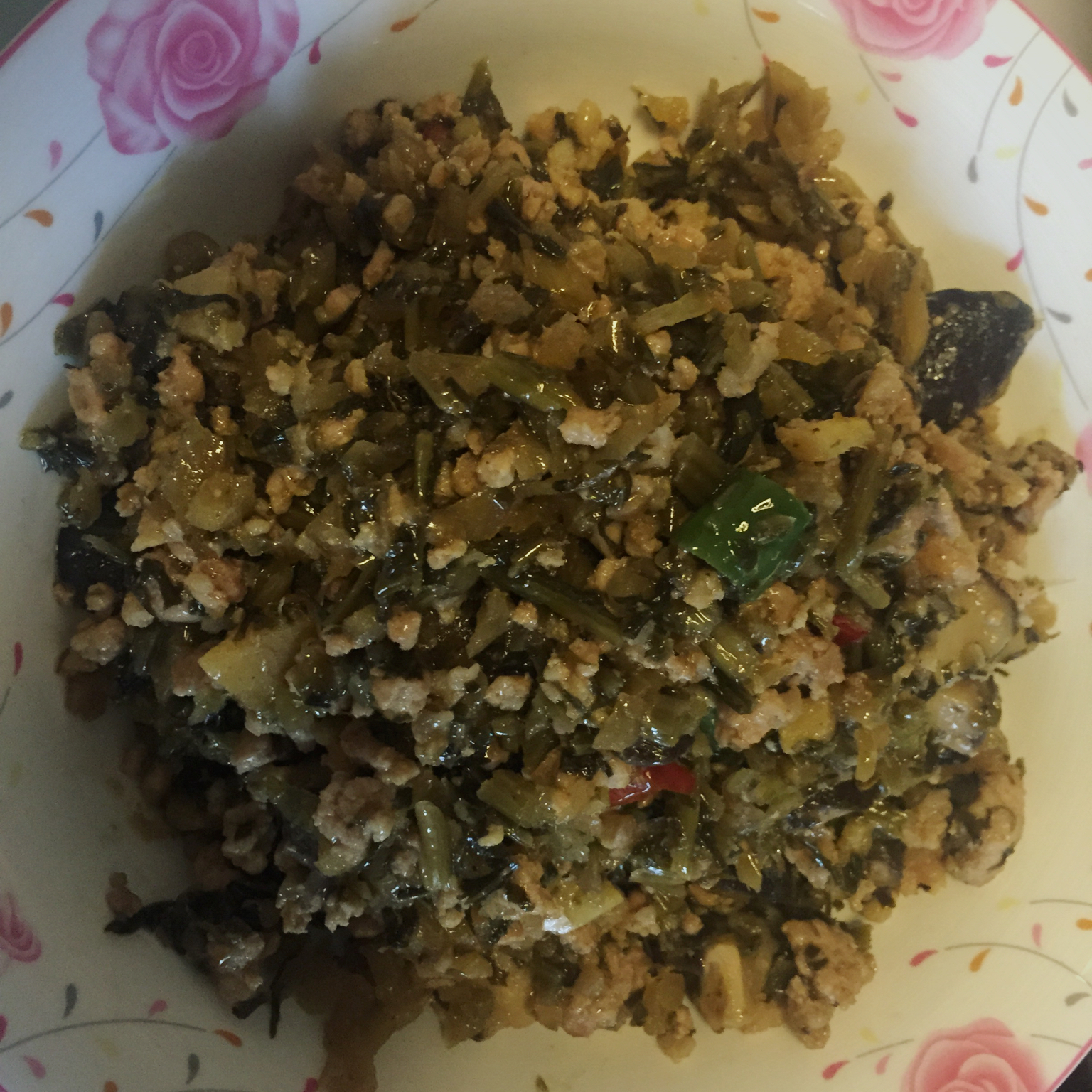 咖啡兔猫猫做的雪菜炒肉末