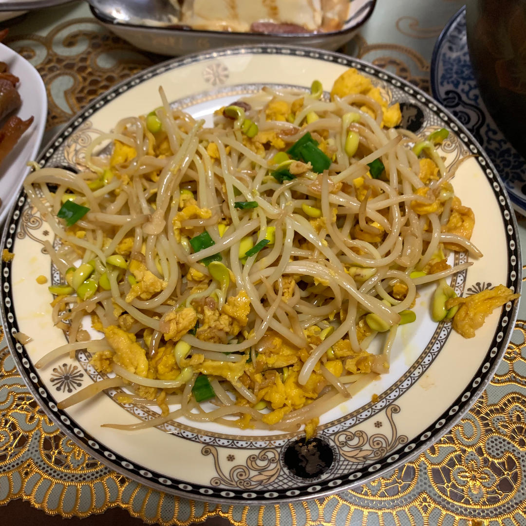 豆芽炒鸡蛋
