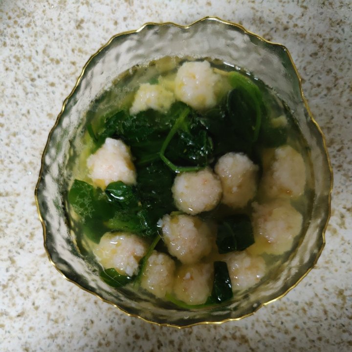菠菜虾丸汤