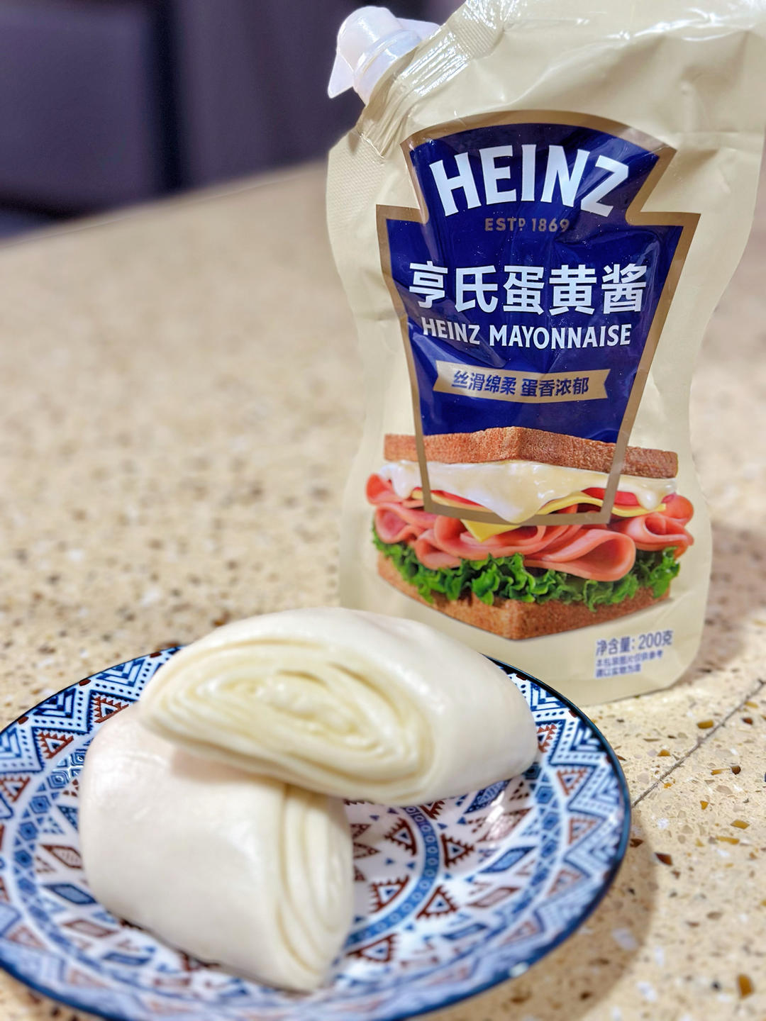 早餐三明治 用亨氏蛋黄酱
