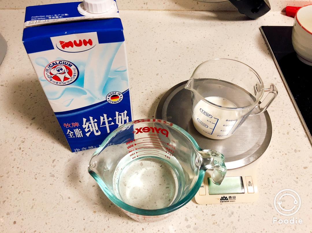 纯奶手撕吐司的做法 步骤1