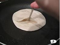 鸡蛋灌饼的做法 步骤9