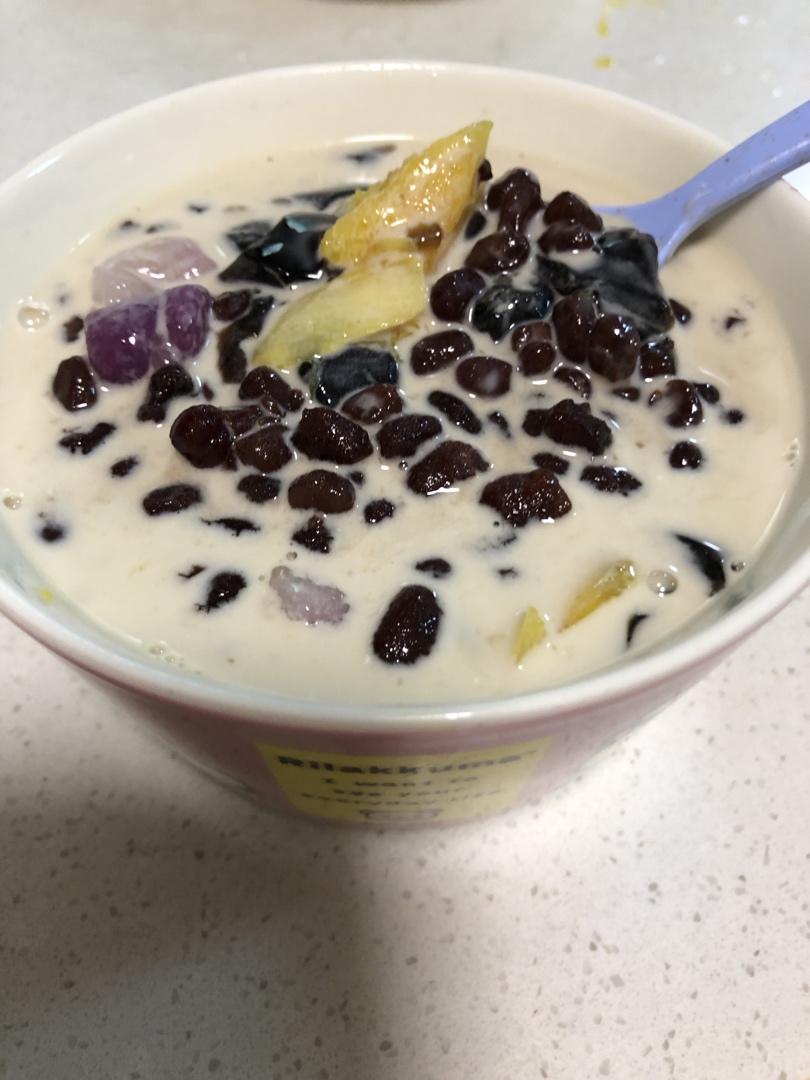 芋圆烧仙草