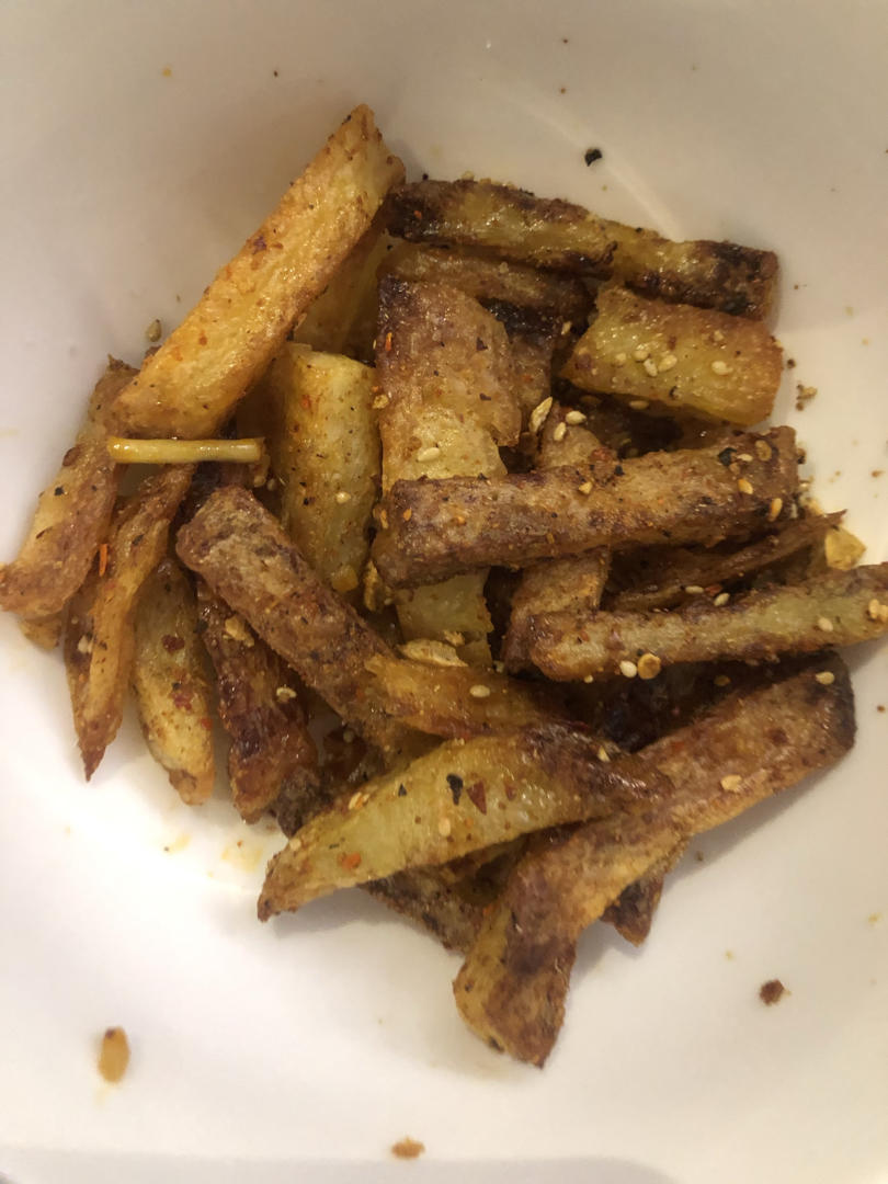 蒜香孜然细薯条