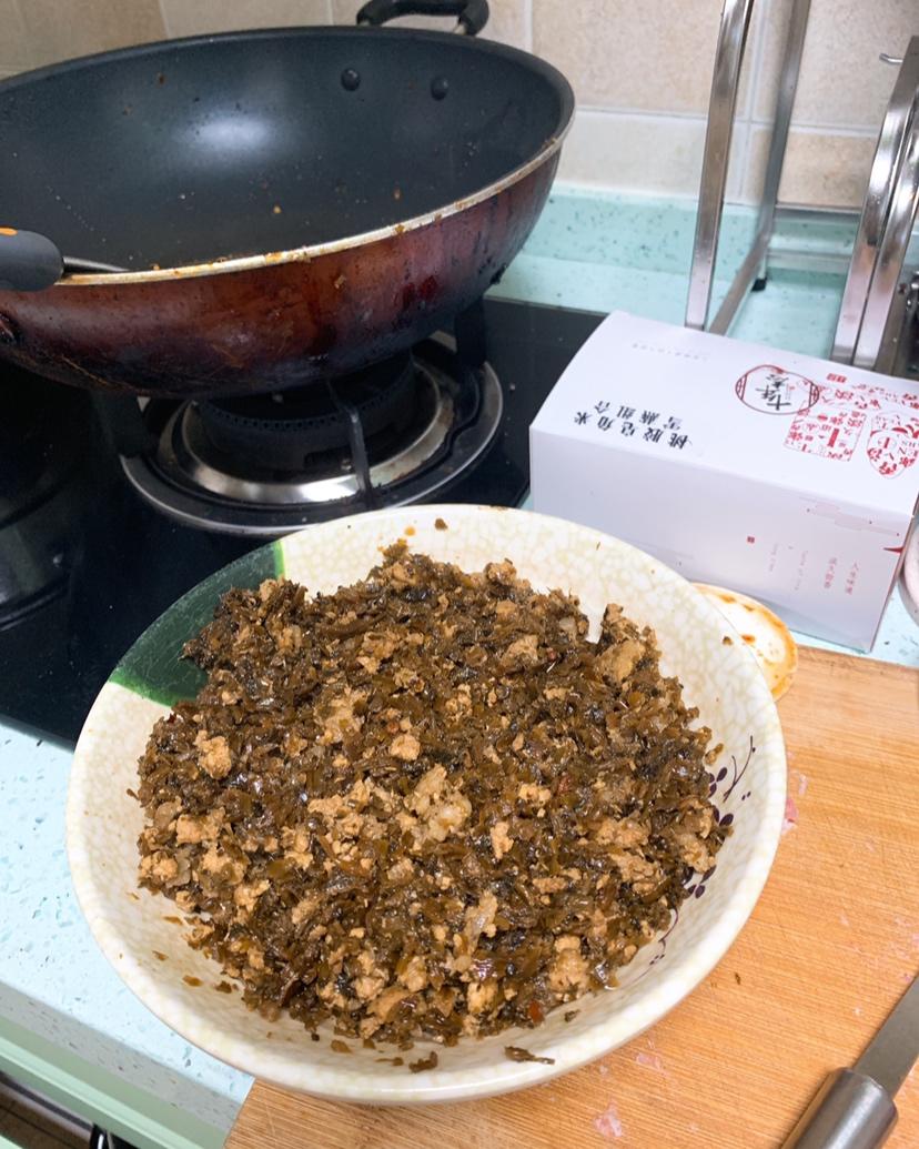芽菜炒肉沫