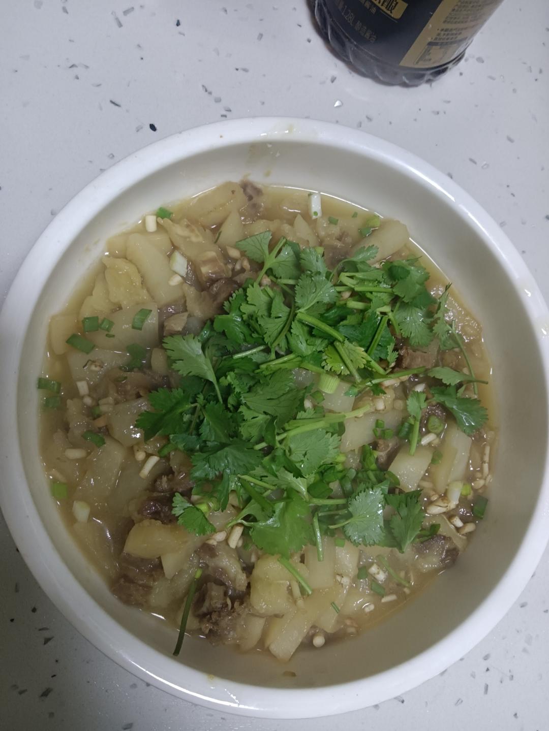 牛肉炖萝卜