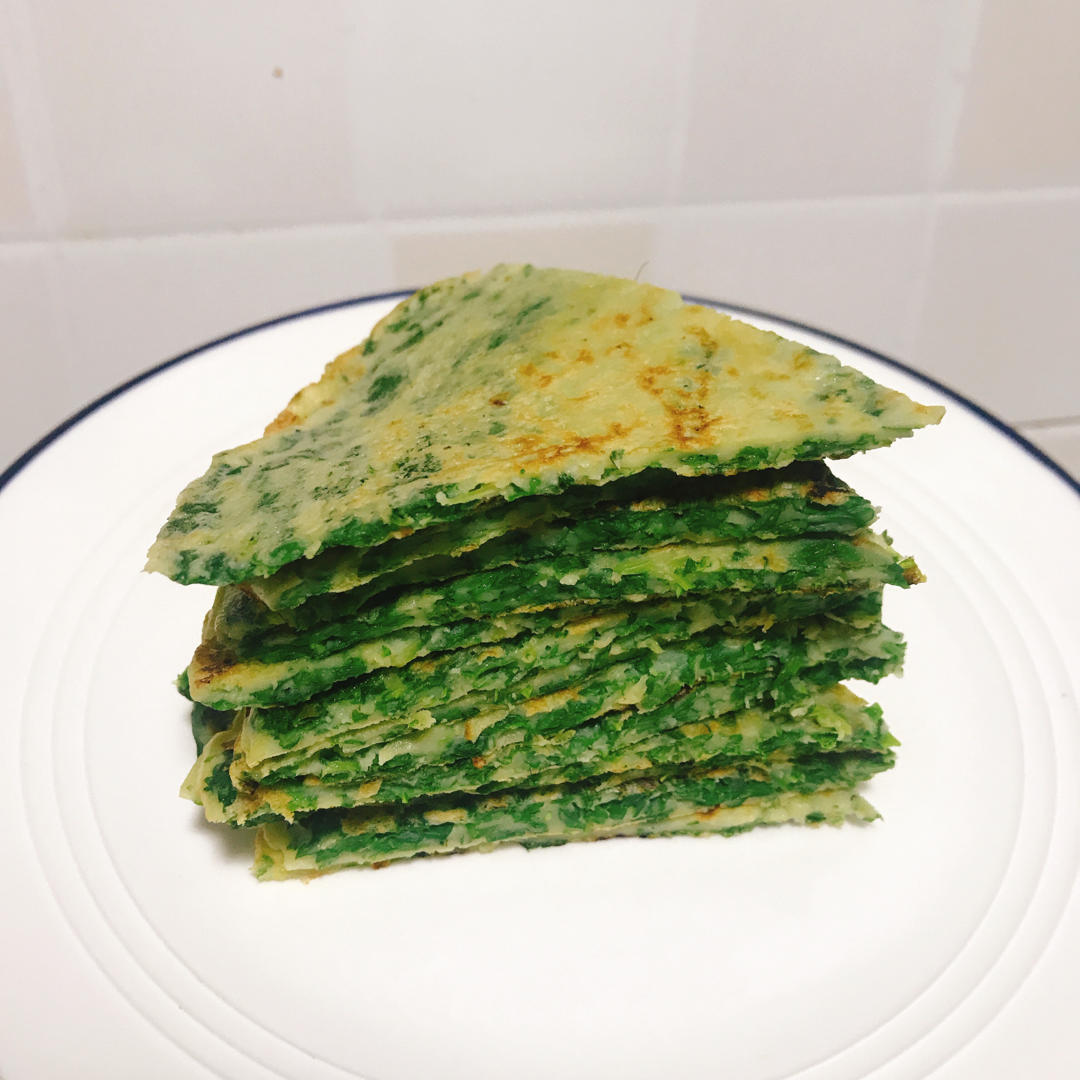 芹菜叶蛋饼